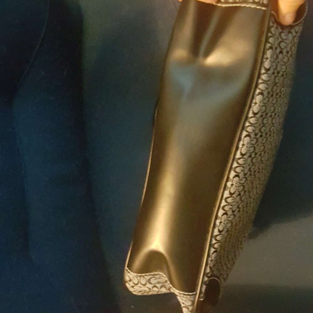 Purse - Picture 4 of 4
